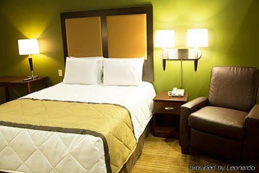 Extended America - - Francisco Blvd East 2* San Rafael