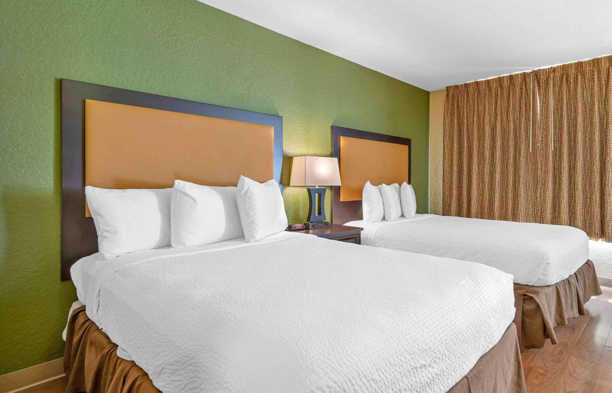 Extended America - - Francisco Blvd East Hotel 2*