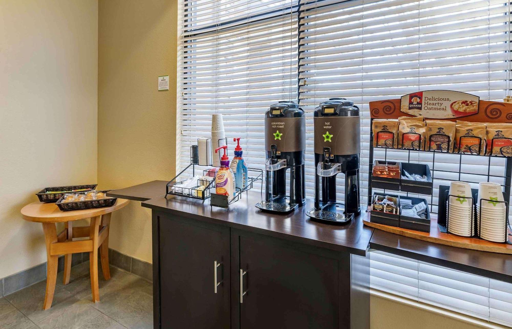 Extended America - - Francisco Blvd East 2* San Rafael